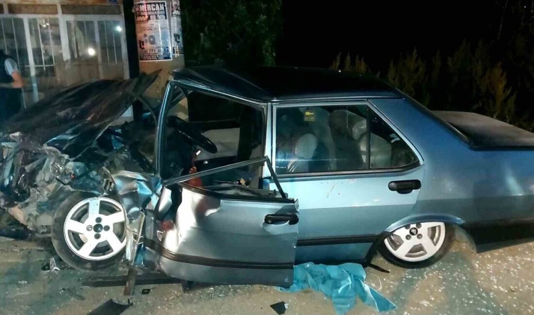 Isparta’nın Eğirdir ilçesinde akşam saatlerinde meydana gelen trafik kazasında iki