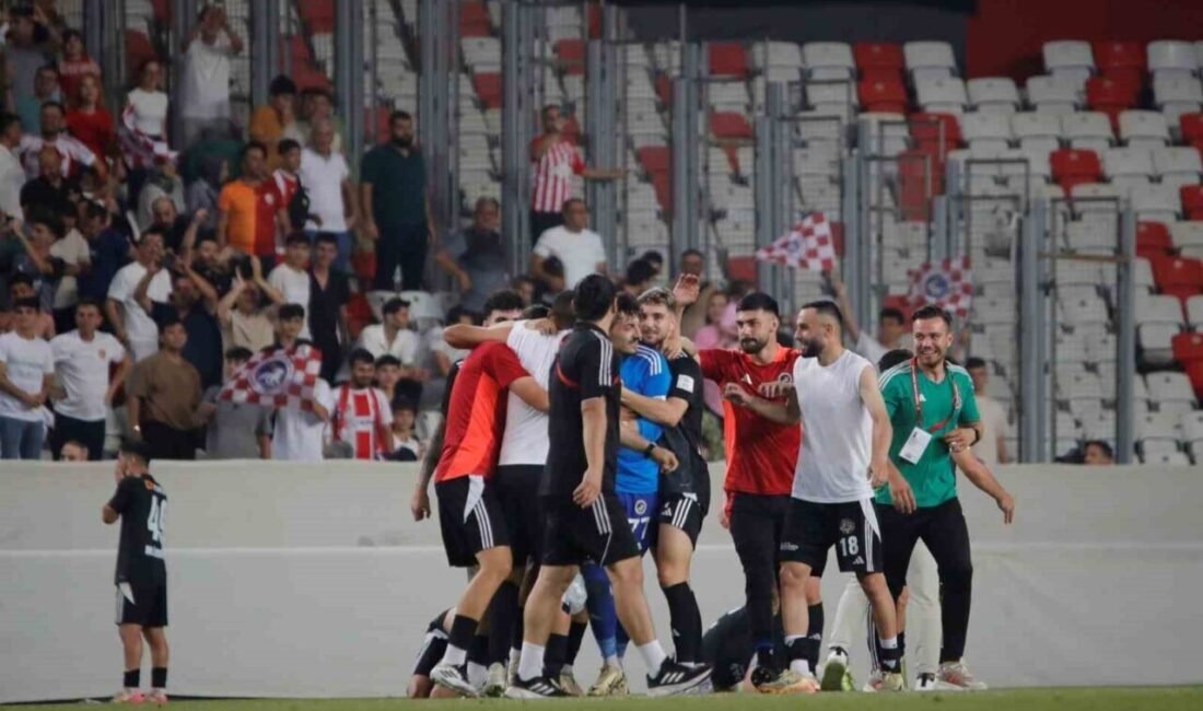 TFF 3. Lig yükselme play-off finalinde Kahramanmaraş İstiklalspor, Ayvalıkgücü Belediyespor’u