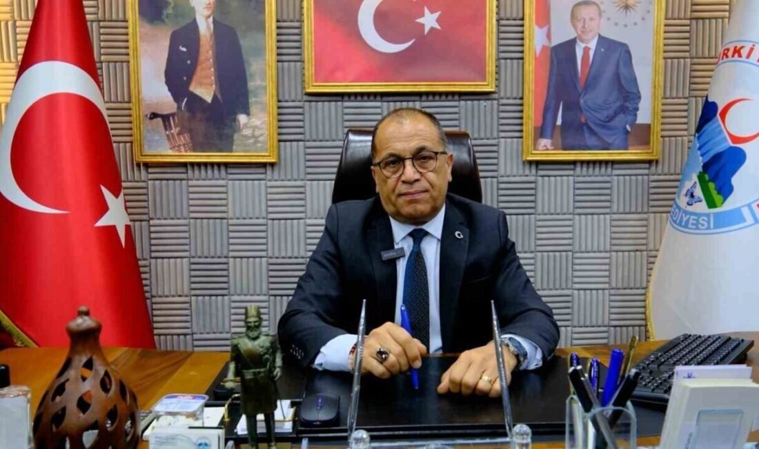 Saimbeyli Belediye Başkanı Mahmut Dal, kaya düşmesi sonucu 4 öğretmenin