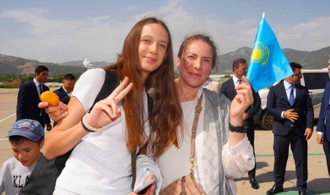 Kazakistan’ın başkenti Astana’dan kalkan Fly Arystan havayolu şirketi uçağı, 175