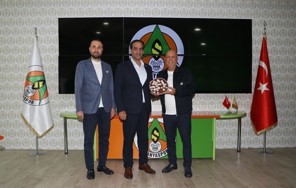 Kuzey Kıbrıs Türk Cumhuriyeti (KKTC) Çalışma ve Sosyal Güvenlik Bakanı