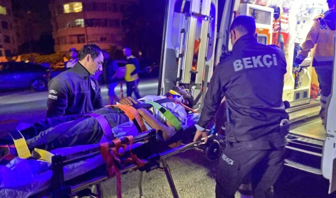 Antalya’da köprünün beton bariyerlerine çıkan bir genç, dengesini kaybedip 5