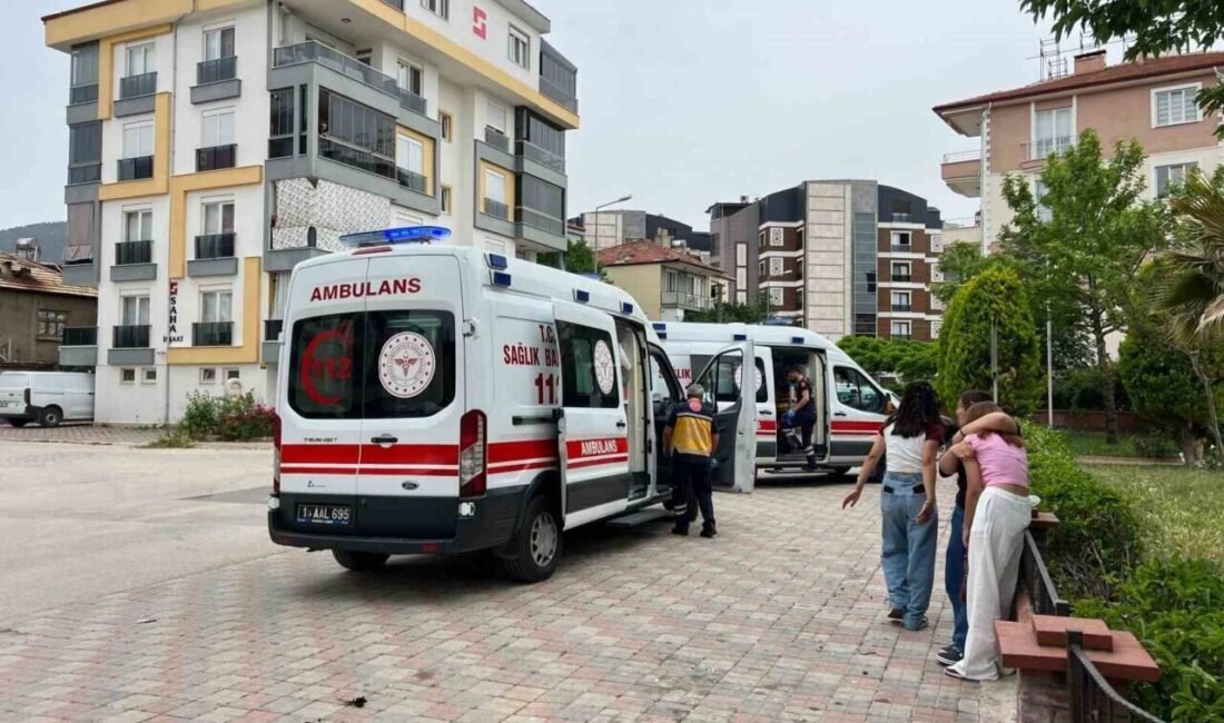 Burdur’un Bucak ilçesinde liseli iki kız arasında sosyal medya yüzünden