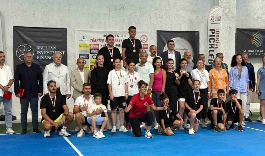 Türkiye’nin son yıllarda hızlı yayılan raket sporu olan pickleball, 81
