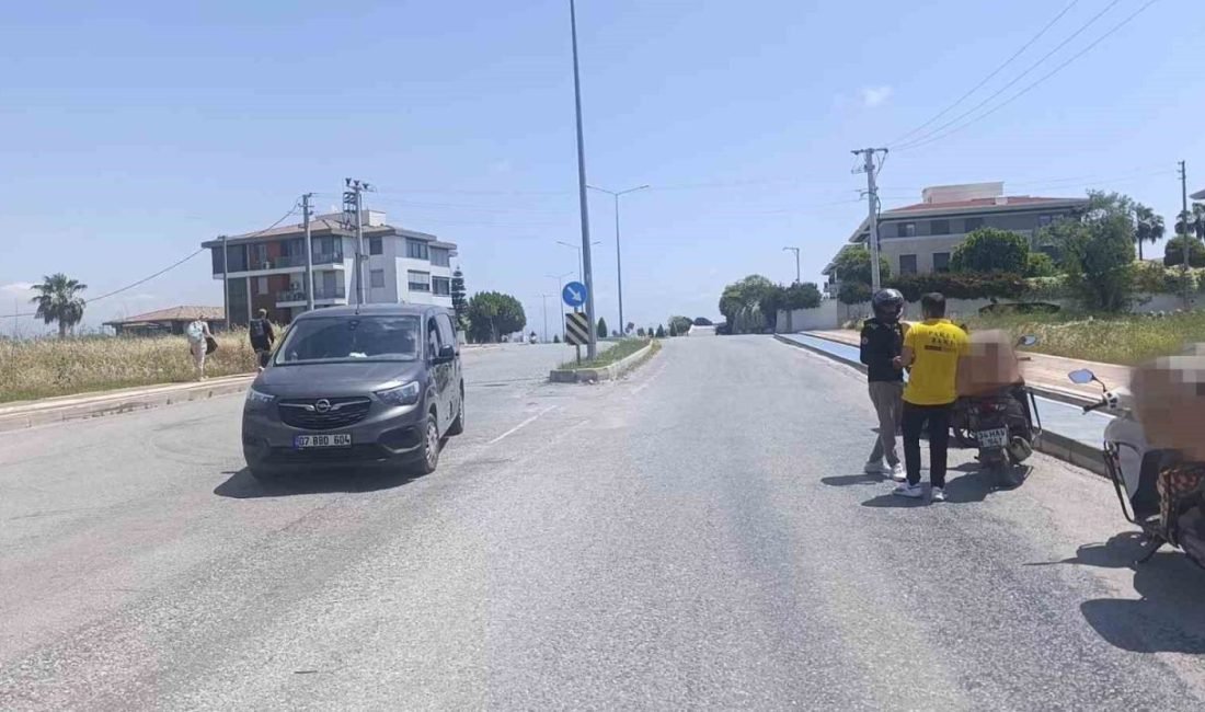 Manavgat’ta seyir halindeki motosiklet, dönüş yasağını ihlal ederek U dönüşü