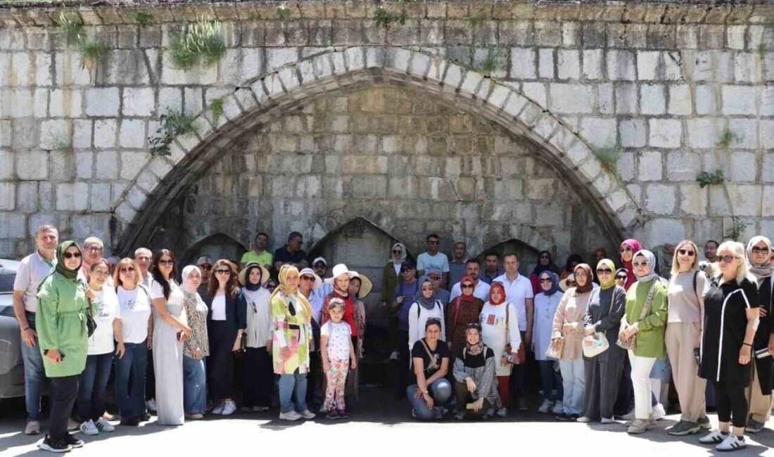 Kahramanmaraş’ta ’Öğretmen Akademileri’ çerçevesinde akademik rehber eşliğinde gerçekleşen gezi açık
