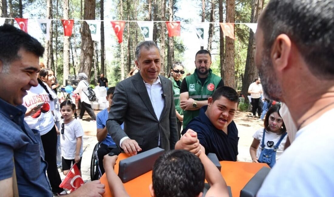 Osmaniye Belediyesi tarafından Engelliler Haftası kapsamında anlamlı bir etkinliğe imza