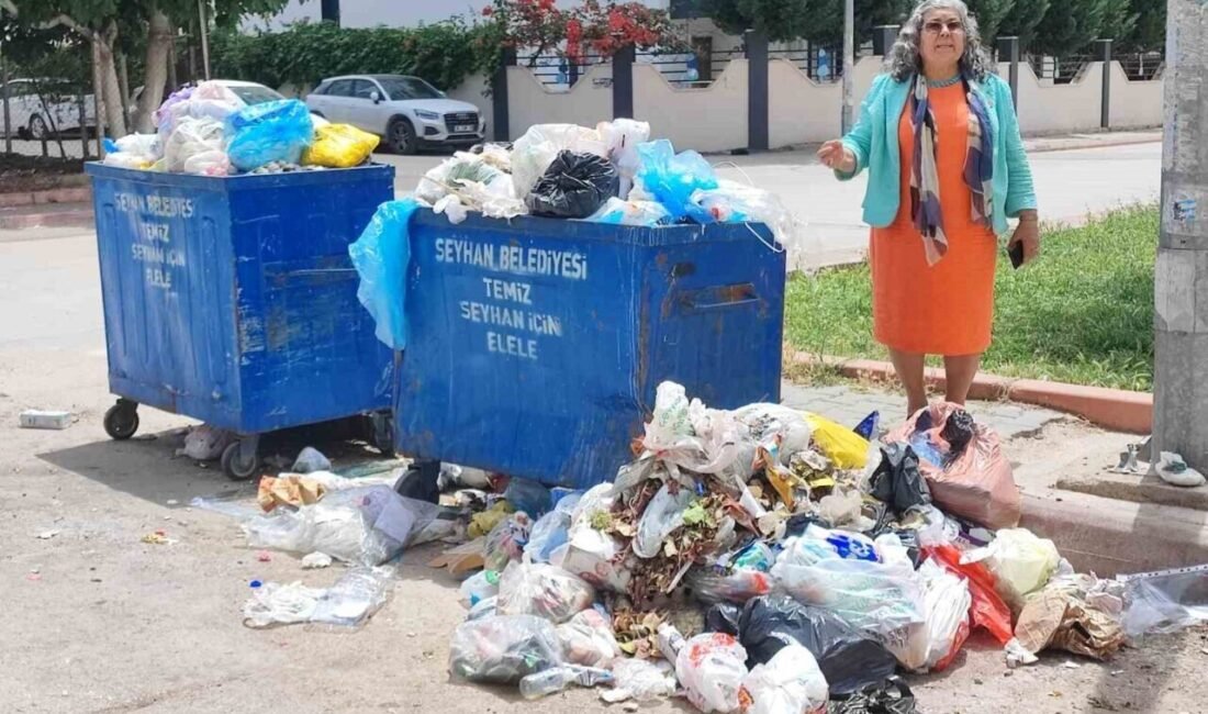 Adana’da Seyhan Belediyesi mıntıkasındaki Pınar Mahallesi’nde çöplerin toplanmamasına isyan eden