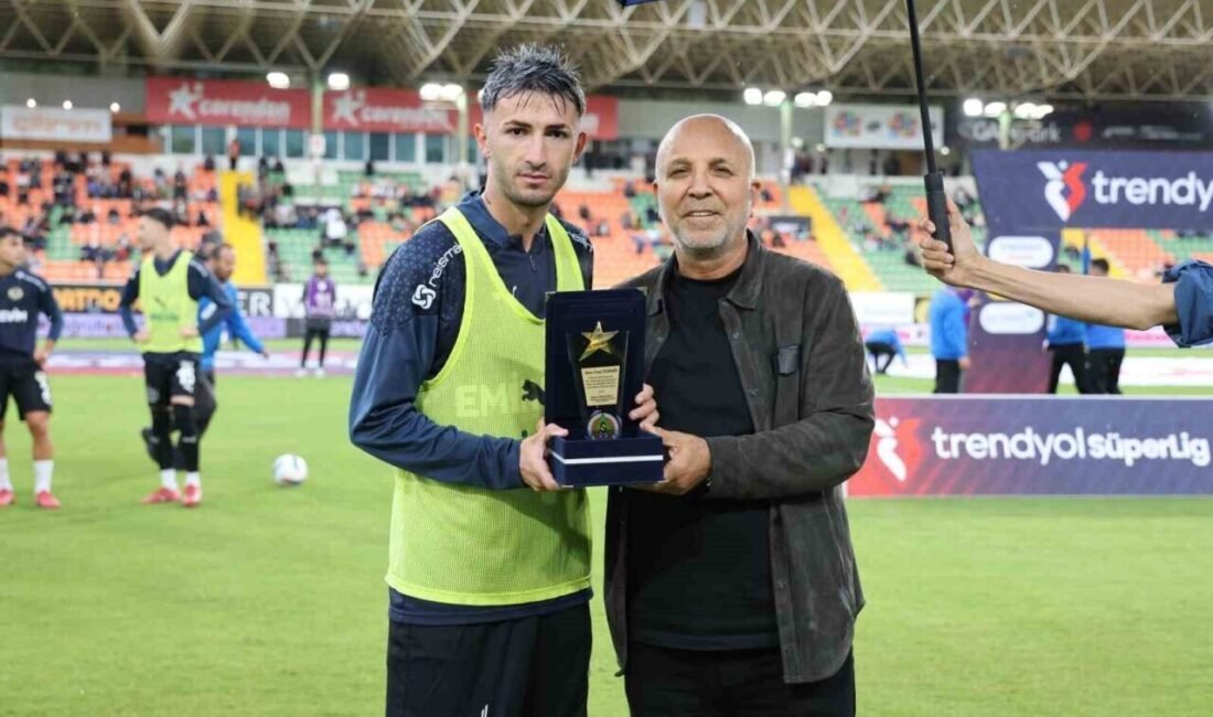 Trendyol Süper Lig’in 38. ve son haftasında Alanyaspor, Sivasspor’u ağırlıyor.