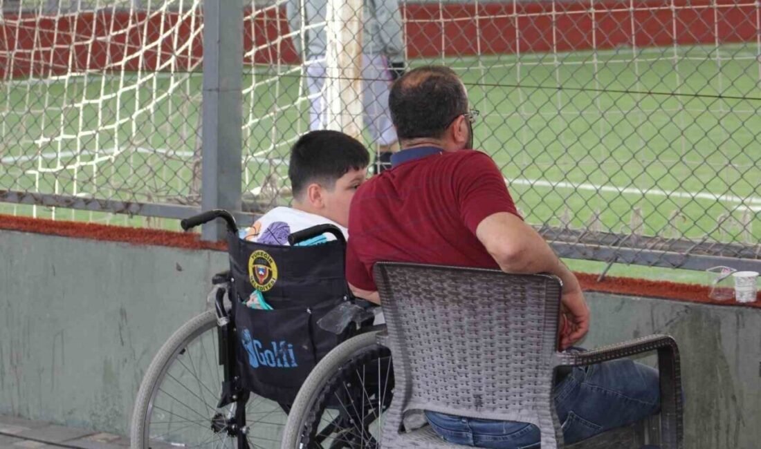 Adana Hacı Sabancı Organize Sanayi Bölgesi’nde düzenlenen geleneksel futbol turnuvası,