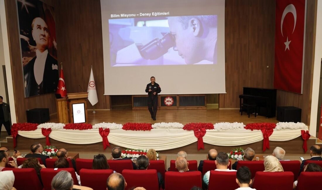 Türkiye’nin ilk astronotu Alper Gezeravcı, bir uzay limanı kurulması için