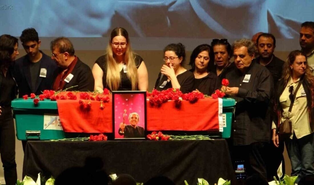 İstanbul’da geçtiğimiz gün hayatını kaybeden ünlü yönetmen Ali Özgentürk Adana’da