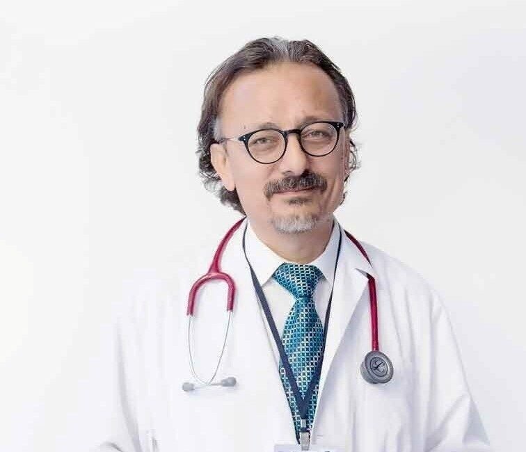 Dahiliye ve Nefroloji Uzmanı Dr. Abdullah Erdem, özellikle hipertansiyon ve