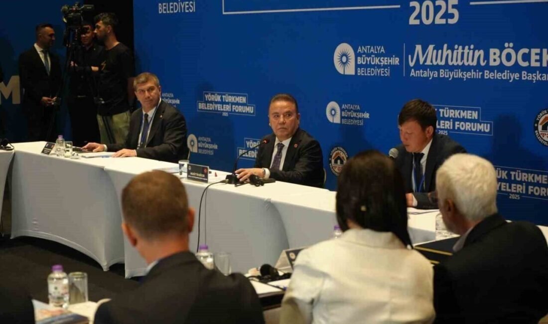 Antalya Büyükşehir Belediyesi tarafından 4’üncü kez gerçekleştirilen Yörük Türkmen Festivali