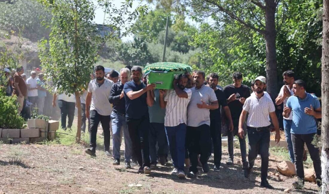 Hatay’da ablasının düğünü için geldiği memleketinde kalp krizi geçiren 22