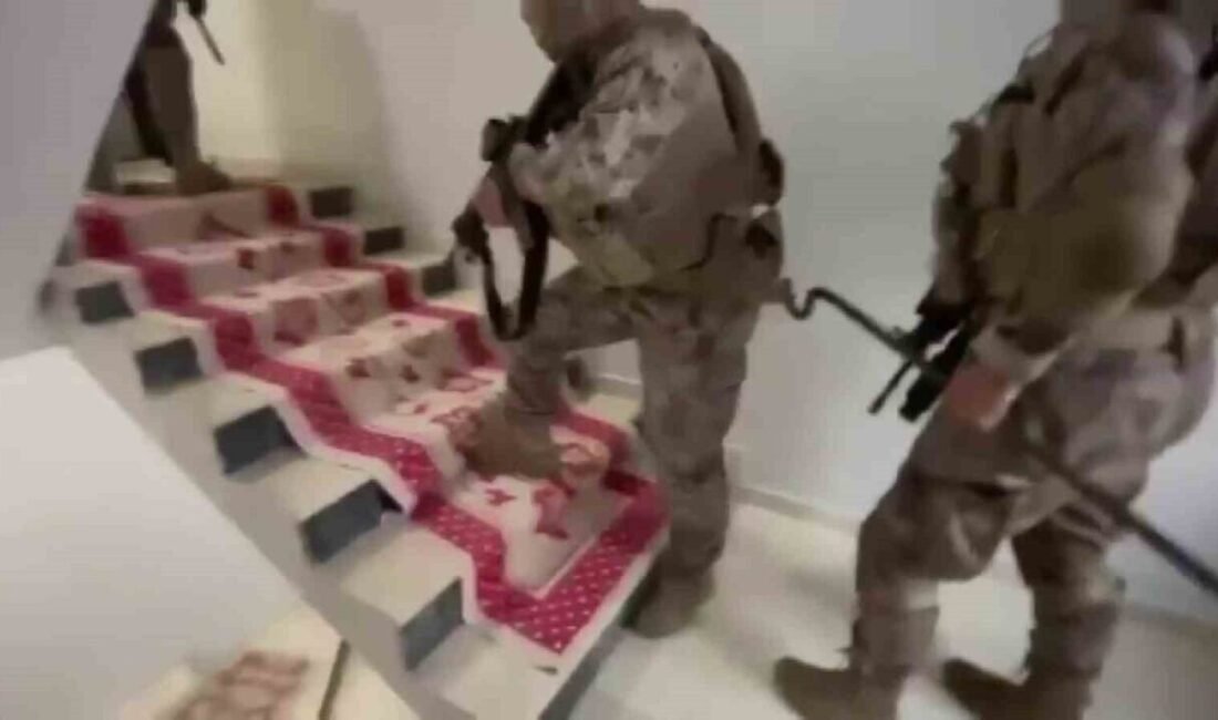 Adana’nın Ceyhan ilçesinde yapılan operasyonda 6 şüpheli gözaltına alındı, çelik