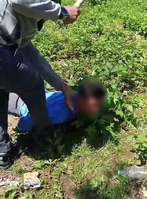 Adana’da sosyal medyada uygunsuz görüntü paylaştığı öne sürülen 2 genç,