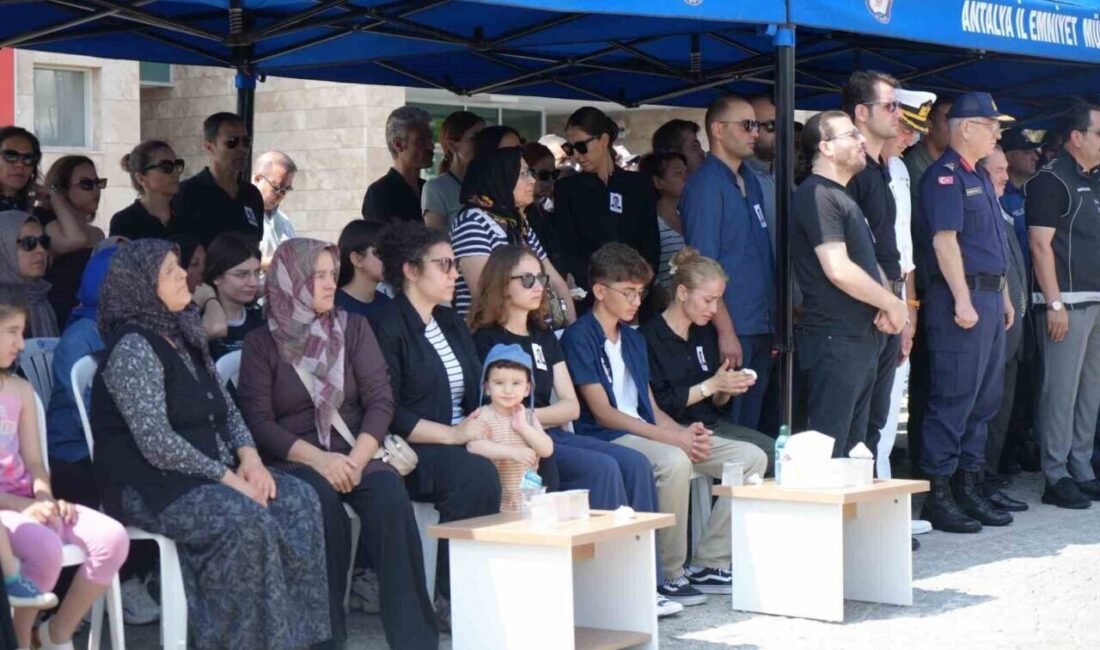 Antalya’da Muratpaşa İlçe Emniyet Müdürlüğü’nde görev yapan Kıdemli Başpolis Memuru