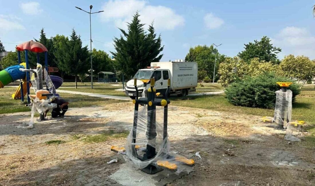 Mersin’in merkez ilçe Akdeniz Belediyesi, sıcak havalardan kaçan vatandaşların serinlemek,