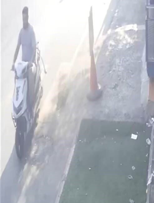 Adana’da annesini çalıştığı kebapçıda bıçaklayarak öldüren şüphelinin kebapçıya girerken ve