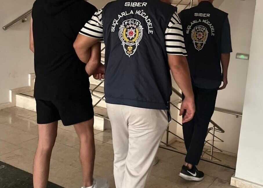 Antalya’da nitelikli dolandırıcılık ve bahis suçlarına operasyonu: 5 tutuklama Antalya’da nitelikli dolandırıcılık ve bahis suçlarına yönelik operasyonlarda 14 şüpheli