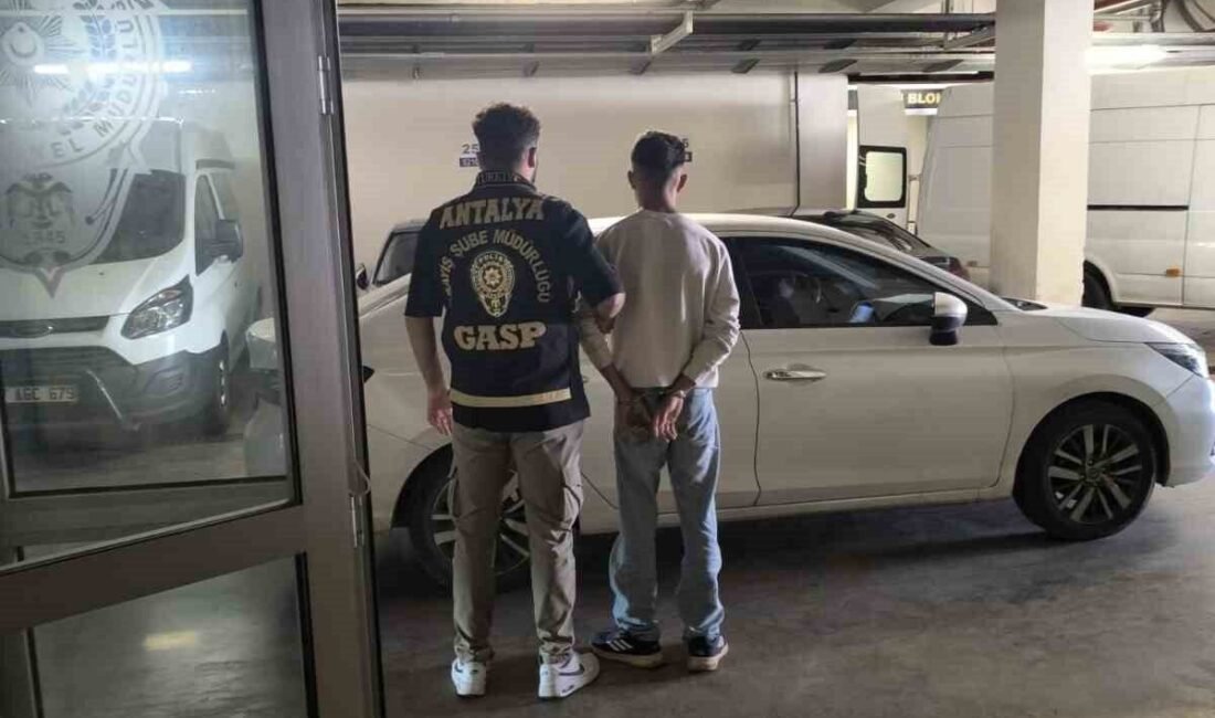 Antalya’da son bir haftada yürütülen asayiş uygulamalarında, aralarında cinayet, yaralama