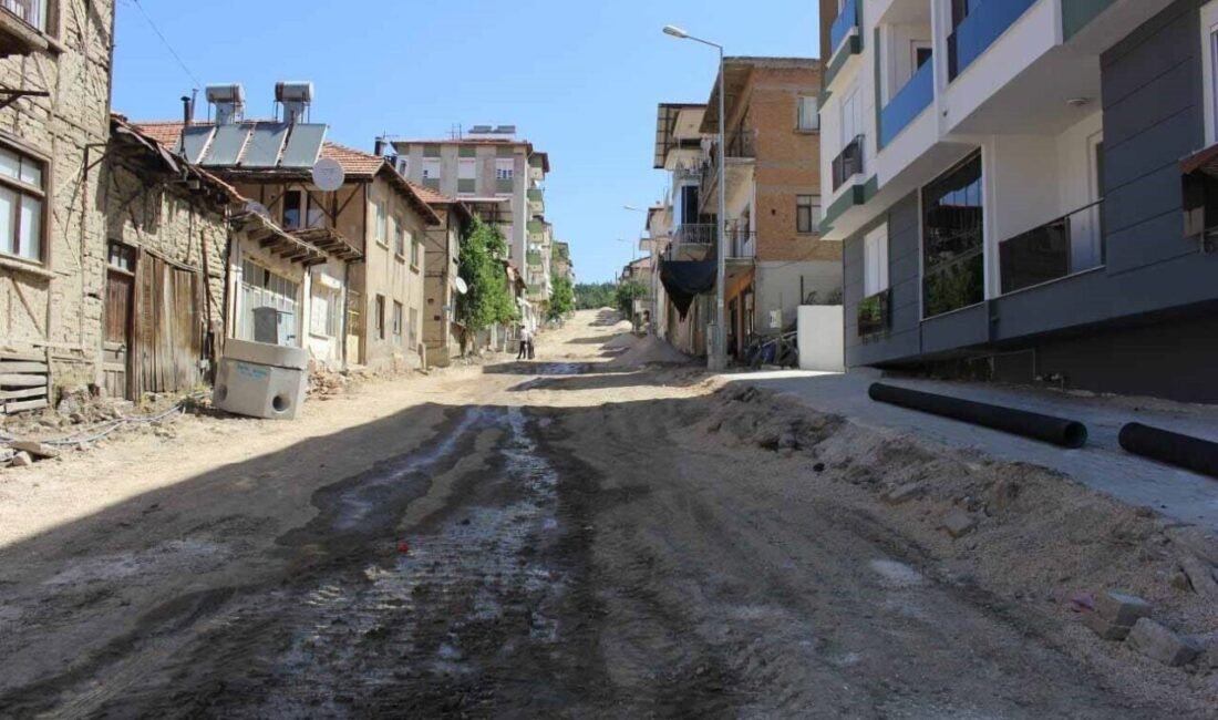 Antalya Büyükşehir Belediyesi ASAT Genel Müdürlüğü, Elmalı ilçesinde altyapı yenileme