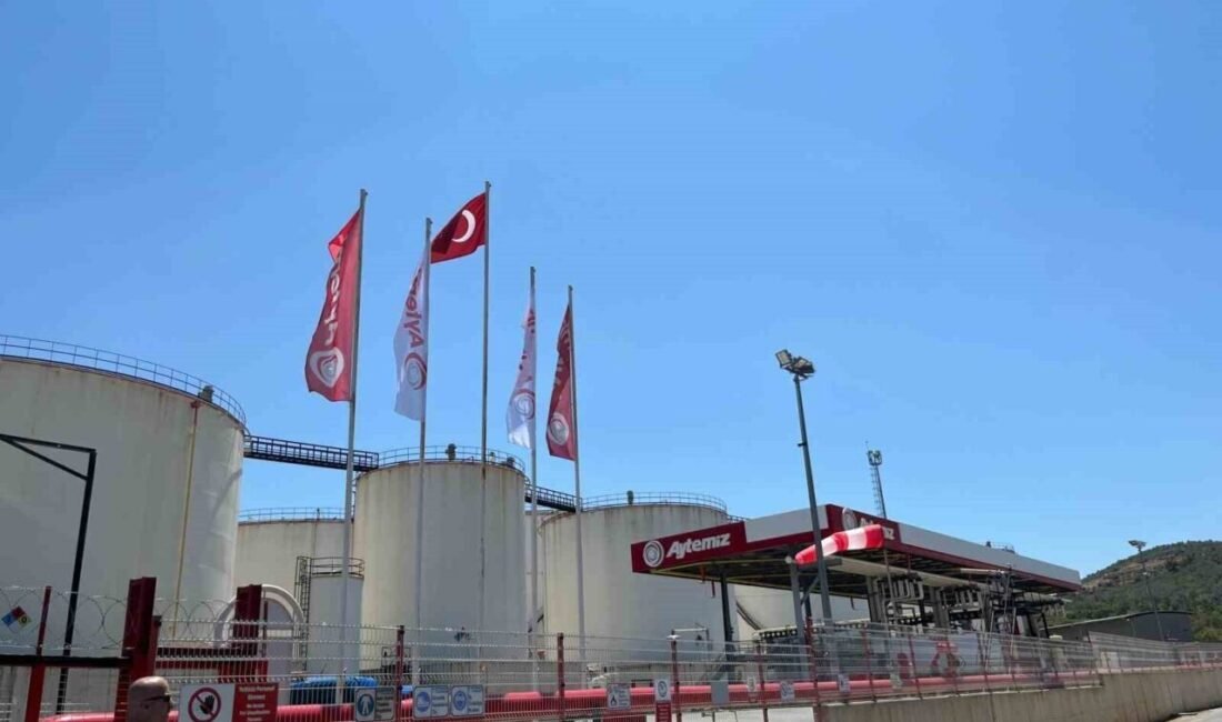 Antalya’nın Alanya ilçesinde Aytemiz firmasına ait LPG dolum ve depolama