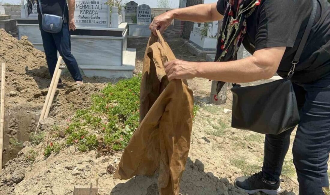 Adana’da pikabın sulama kanalına devrilmesi sonucu hayatını kaybeden baba ve