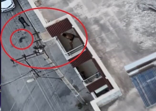 Mersin polisinin uyuşturucu tacirlerine yönelik düzenlediği operasyonda 9 şüpheli yakalandı.