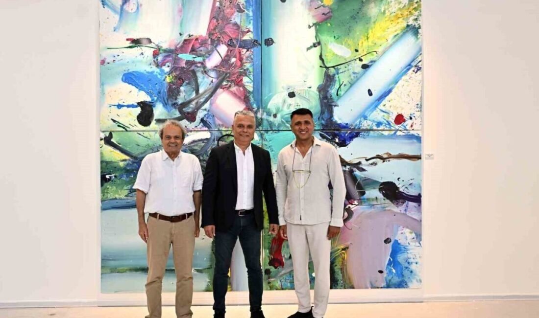 Antalya Muratpaşa Belediye Başkanı Ümit Uysal, Prof. Dr. Orhan Cebrailoğlu’nun