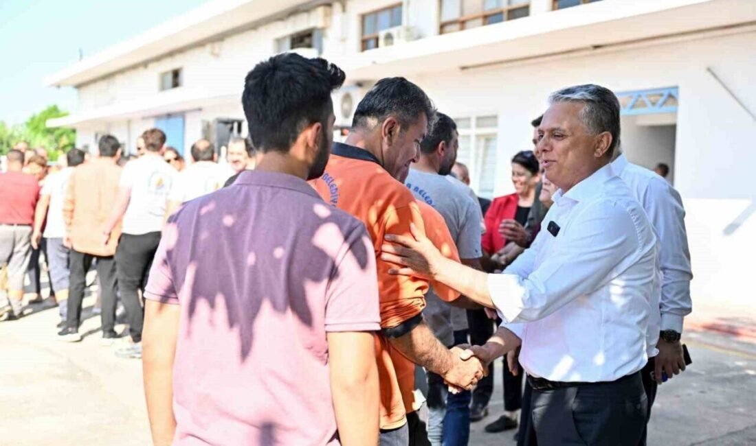 Antalya Muratpaşa Belediye Başkanı Ümit Uysal, Kurban Bayramı öncesinde belediye