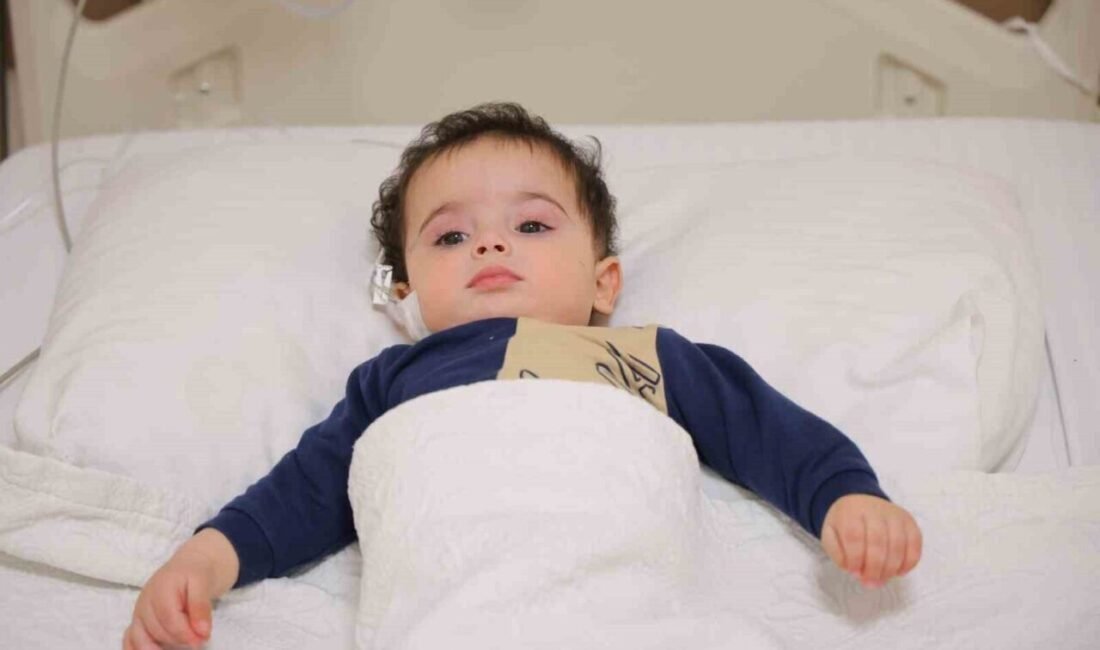 Kahramanmaraş’ta boğazına havuç kaçan 6 aylık bebek, ailesi tarafından hızla