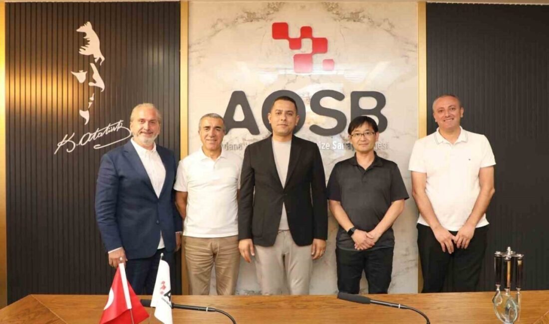 AOSB Yönetim Kurulu Üyesi M. Nedim Büyüknacar, Adana’nın yalnızca Türkiye’nin