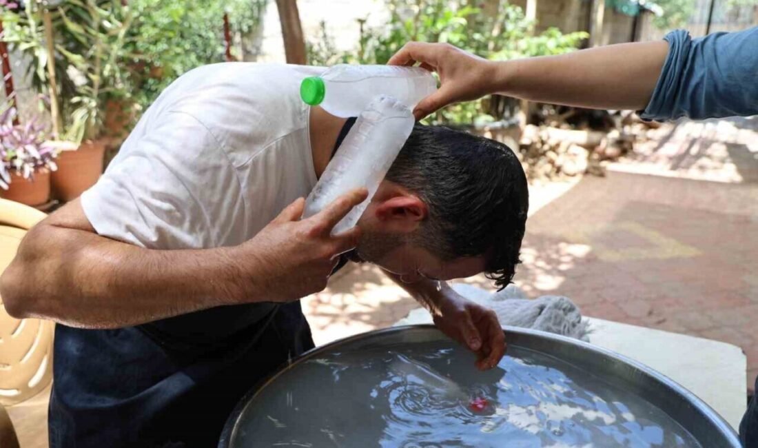 ADANA (İHA) – Türkiye’nin en sıcak illerinden Adana’da termometreler 40
