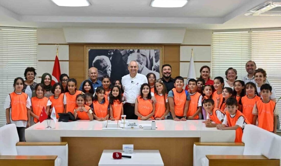 Kız Çocuklarına Destek Derneği’nin yürüttüğü Meraklı Akademi projesi kapsamında, çocuklar