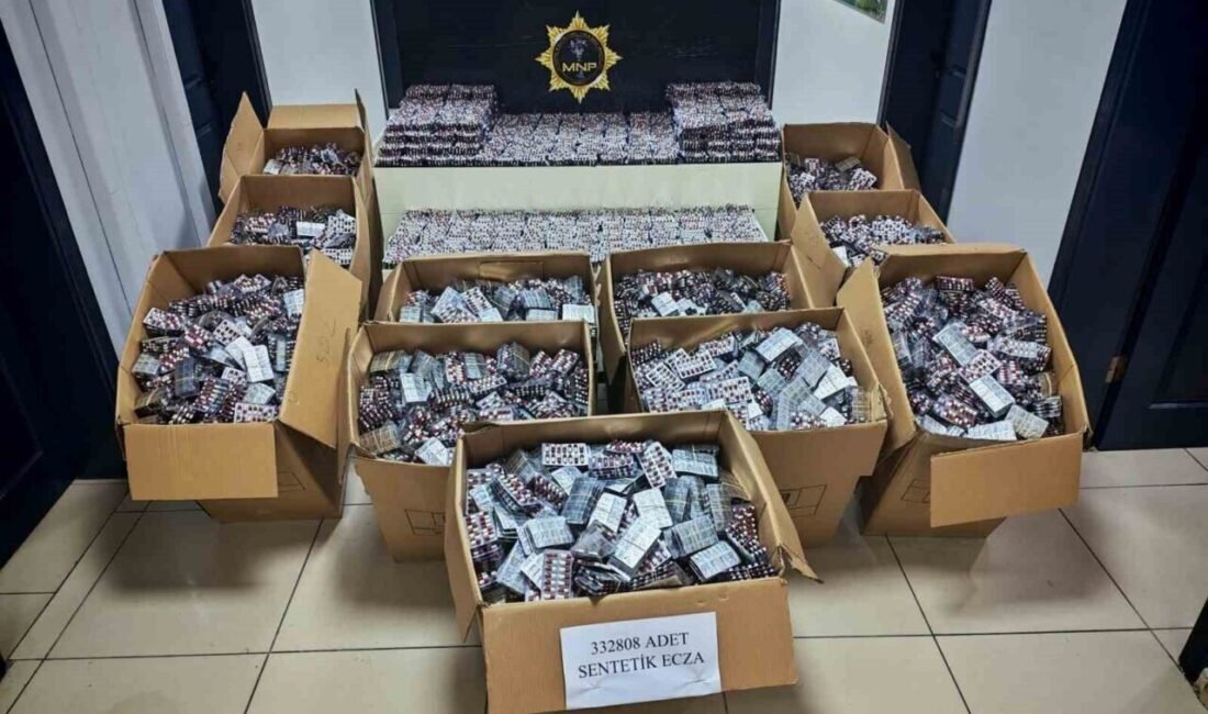 Mersin’de polisin dronla takip ettiği bir kamyonette 332 bin 808