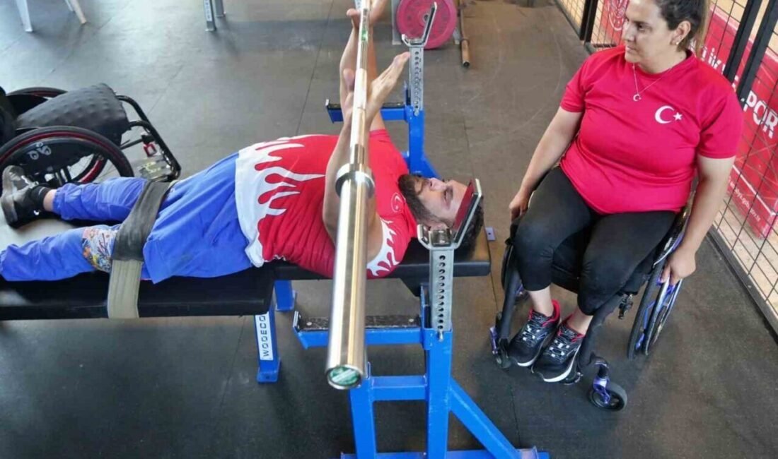 Yürüyerek başladığı hayatı 20 yaşından itibaren tekerlekli sandalyeyle sürdüren 29