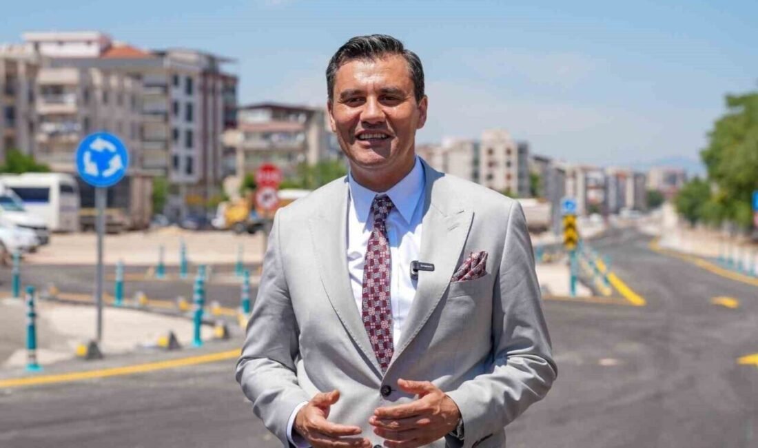 Antalya Muratpaşa Belediye Başkanı Ümit Uysal, hayatını kaybeden Manisa Büyükşehir