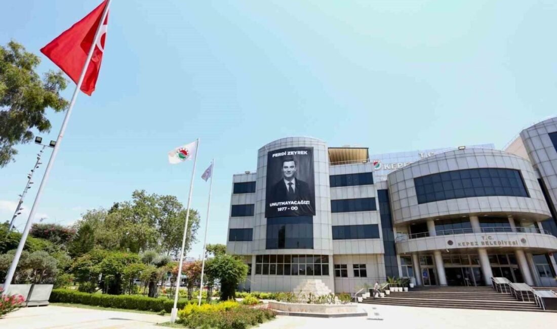 Kepez Belediyesi, evinde kapıldığı elektrik akımı sonucu hayatını kaybeden Manisa