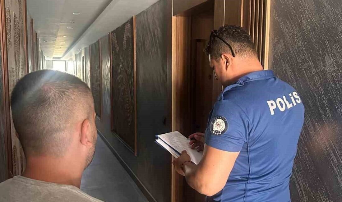 Gazipaşa’da konaklama tesislerine sıkı denetim Antalya’nın Gazipaşa İlçesinde Emniyet Müdürlüğü ekiplerince ilçe genelinde yürütülen denetimlerde,