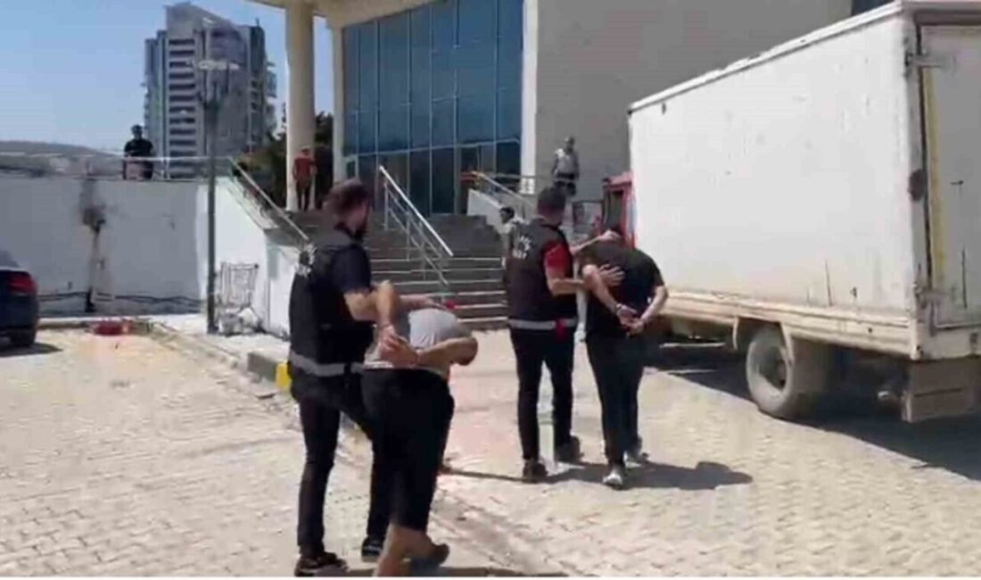 Hatay’ın Antakya ve İskenderun ilçesinde çeşitli suçlar nedeniyle aranan 4kişi