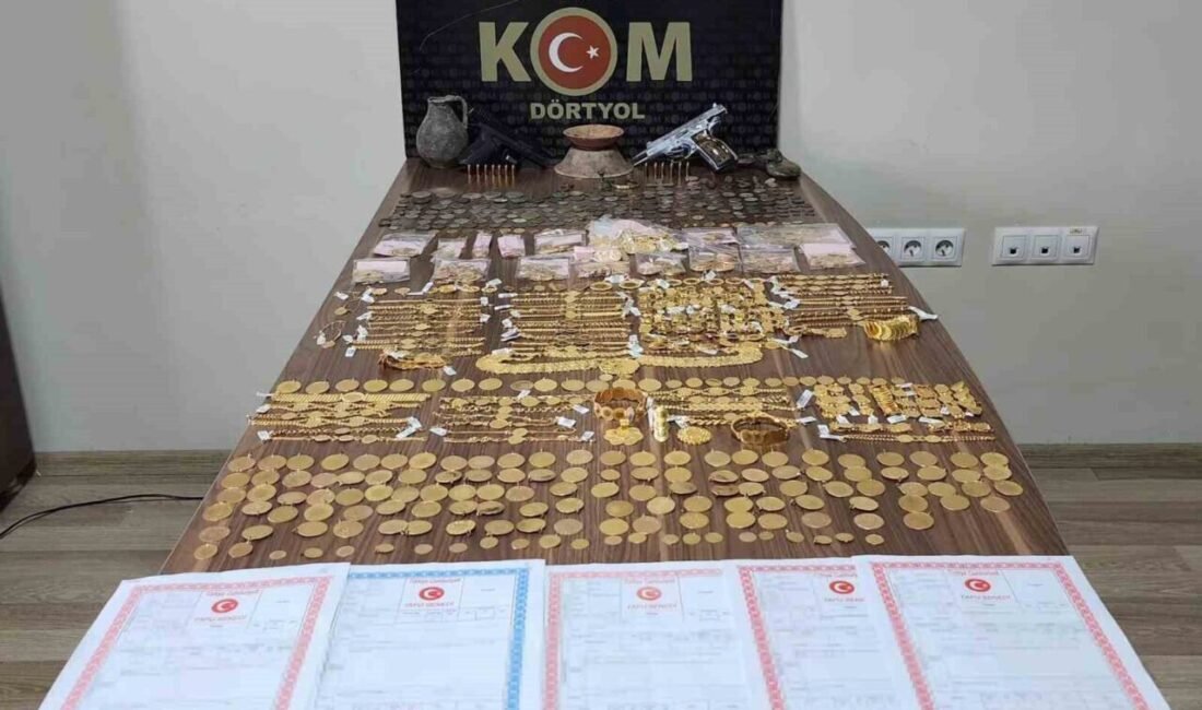 Hatay’ın Dörtyol ilçesinde polis ekipleri tarafından kuyumculara gerçekleştirilen operasyonda çok