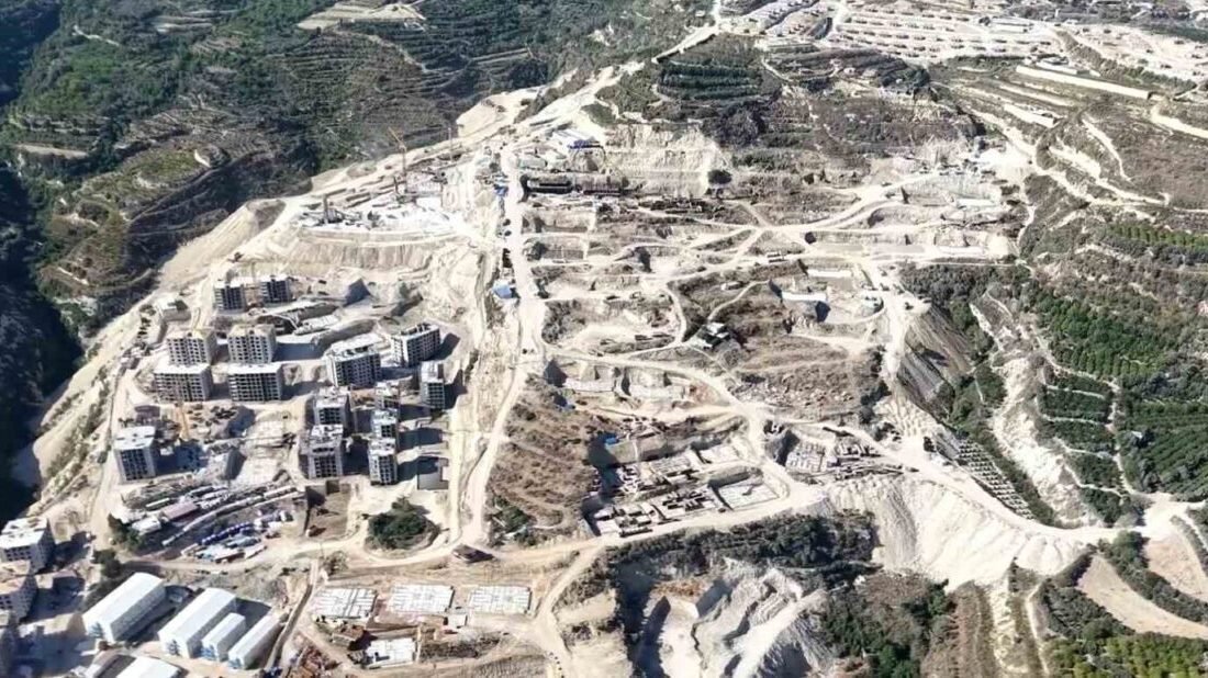 Hatay’da YKS esnasında inşaat çalışmalarına ara verilecek Hatay Valiliği, hafta sonu gerçekleştirilecek Yükseköğretim Kurumları Sınavı’nın oturumları esnasında