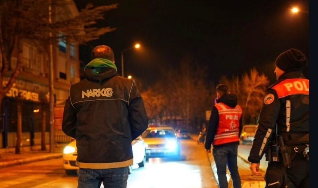 Isparta İl Emniyet Müdürlüğü ekiplerince gerçekleştirilen 1 saatlik asayiş ve
