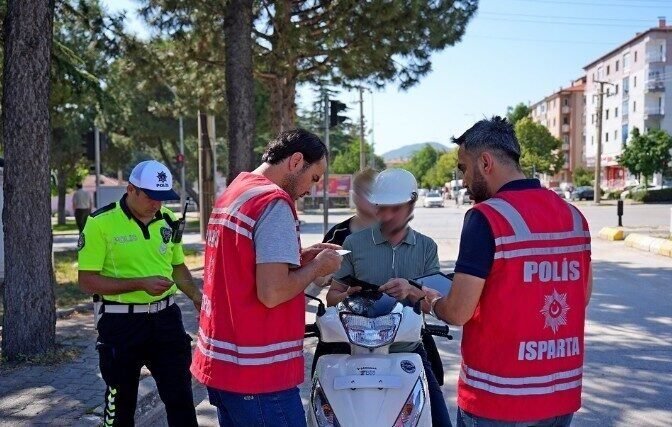 Isparta İl Emniyet Müdürlüğü Trafik Şube Amirliği ekiplerince gerçekleştirilen yaklaşık
