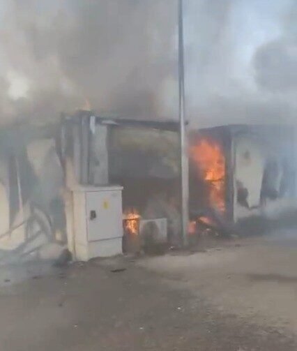 Kahramanmaraş’ta çıkan konteyner yangını itfaiye ekiplerinin müdahalesi ile söndürüldü. Yangın,