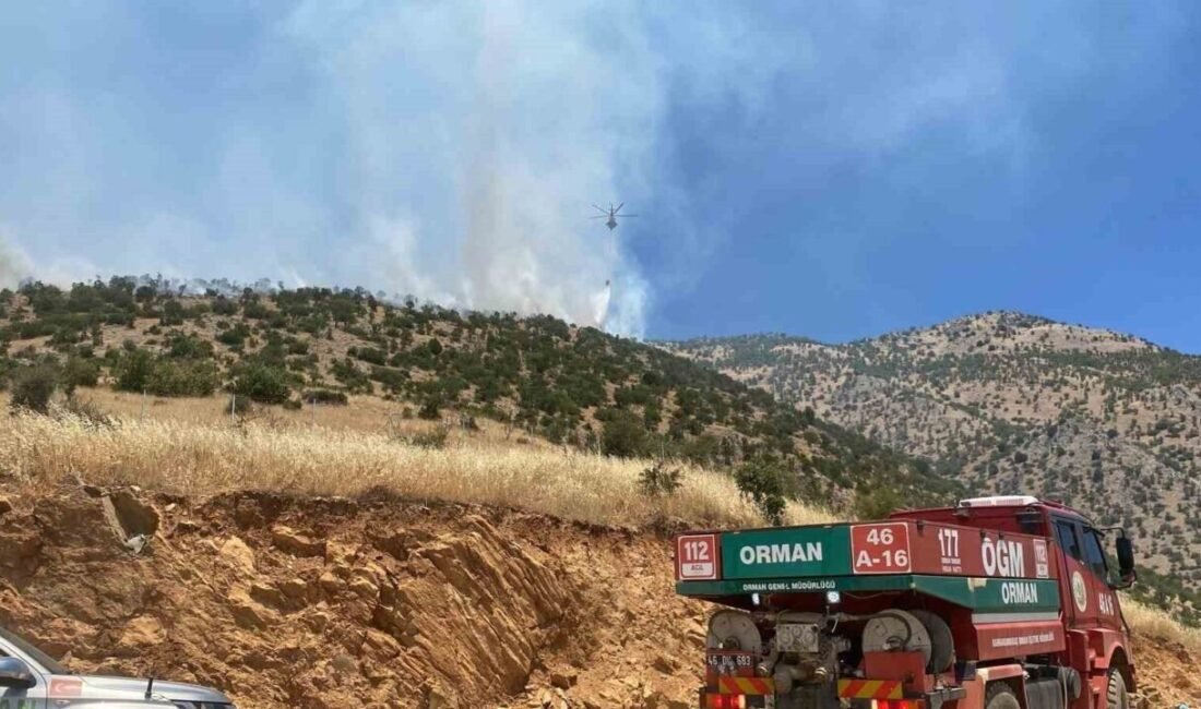 Kahramanmaraş’ta ormanlık arazide çıkan yangına ekiplerin müdahalesi sürüyor. Yangın, sabah