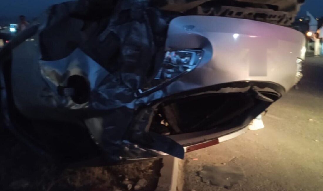 Hatay’da takla atarak ters dönen otomobilin sürücüsü yaralandı. Kaza, Kırıkhan-Reyhanlı