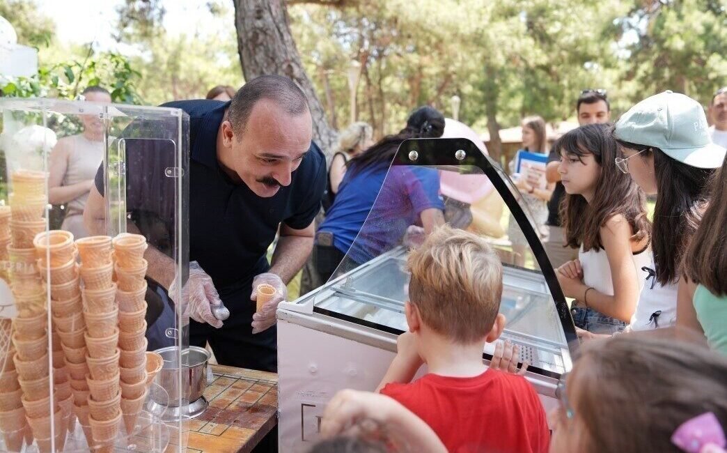 Konyaaltı Belediye Başkanı Cem Kotan, 2024-2025 eğitim öğretim yılının sona